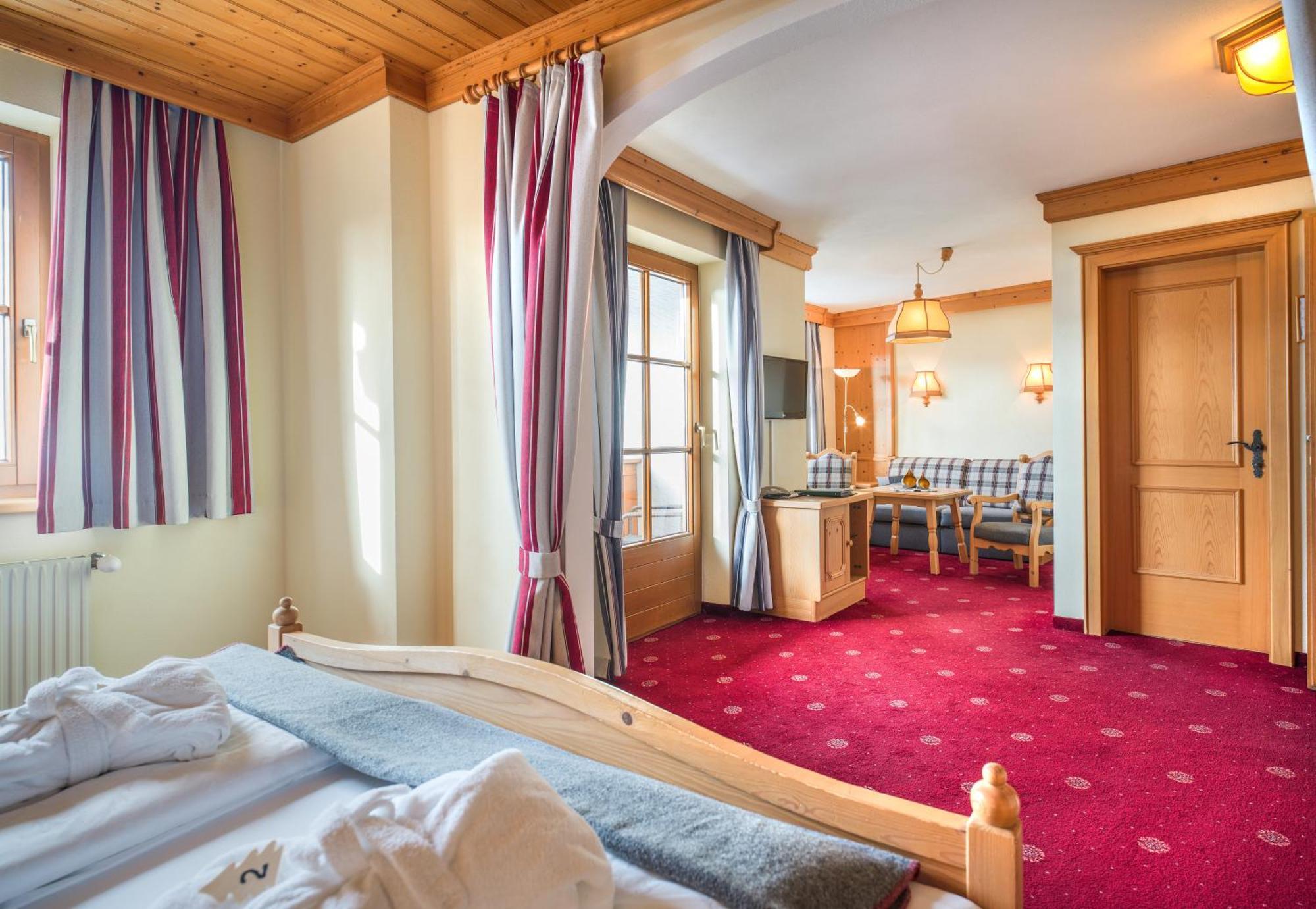 Hotel Haeuserl Im Wald Mariapfarr Kültér fotó